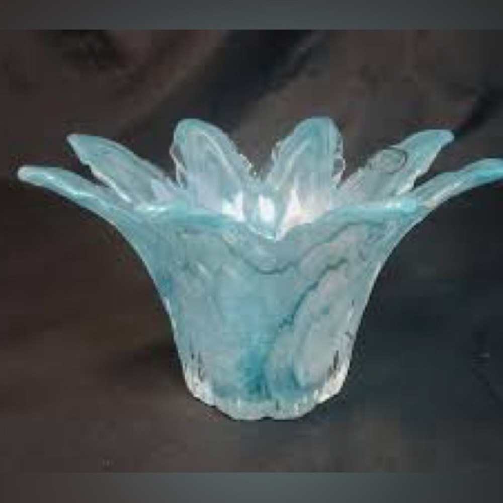 Murano Vetro Eseguito Italy Hand Blown Art Glass Blue Swirl Dish Bowl 7"